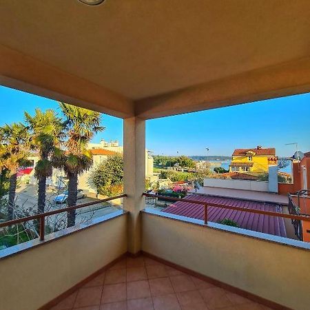 Apartments Manuel Novigrad  Екстер'єр фото