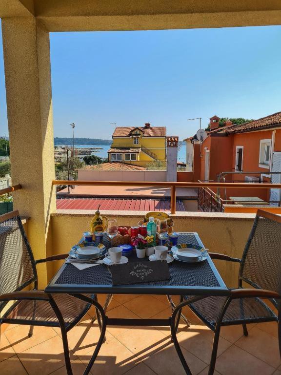 Apartments Manuel Novigrad  Екстер'єр фото
